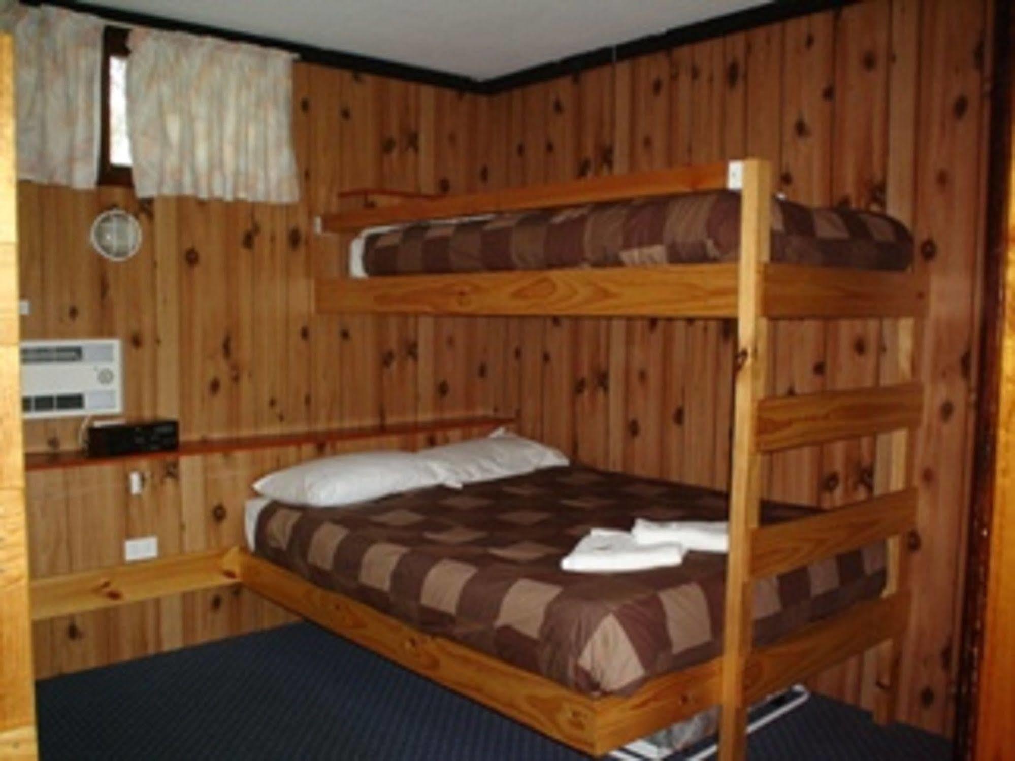 Southern Cross Motor Inn Berridale Dış mekan fotoğraf